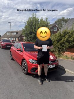 ‘Mark was a very insightful instructor whos best attribute was his proactiveness when identifying issues during drivng and addressing them in the same lesson, allowing you to make improvements each lesson. I would highly recommend him to those just starting out driving as someone reliable”